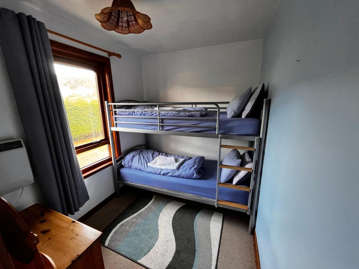 Snowgoose Apartments & Bunkhouse フォート・ウィリアム エクステリア 写真