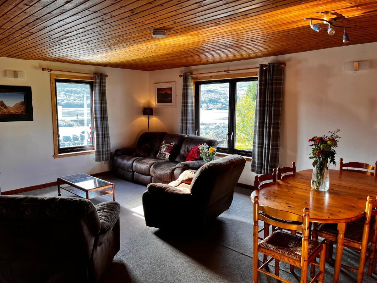 Snowgoose Apartments & Bunkhouse フォート・ウィリアム エクステリア 写真